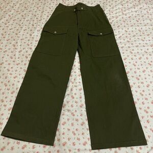 NWT With Jéan Cargo Carter Olive Green Pants